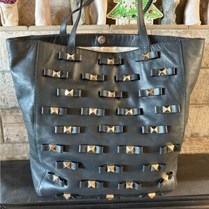 EUC Kate Spade Black Studded Bow Tote Bag
